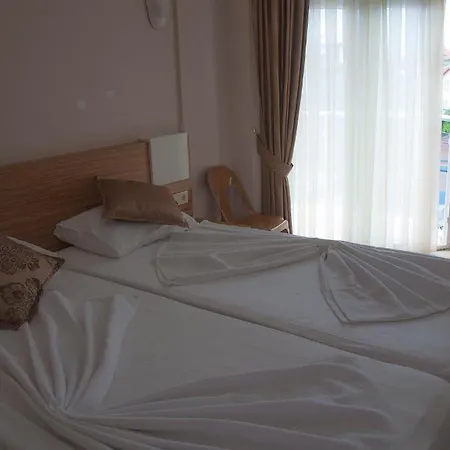 Hotel Best House 2*